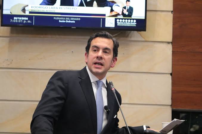 rodrigo lara sale del ministerio del Interior